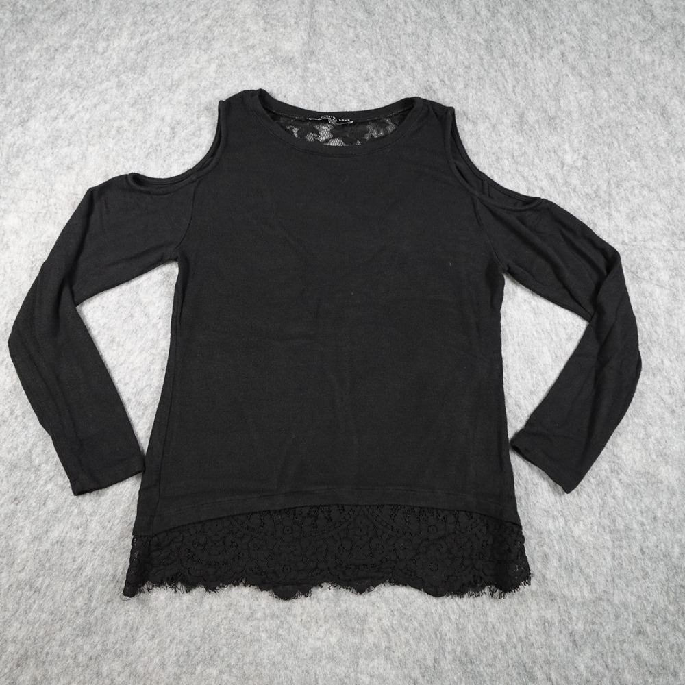 Generation Love Top Womens Medium Black Cold Shoulder Lace Trim Long Sleeve Knit